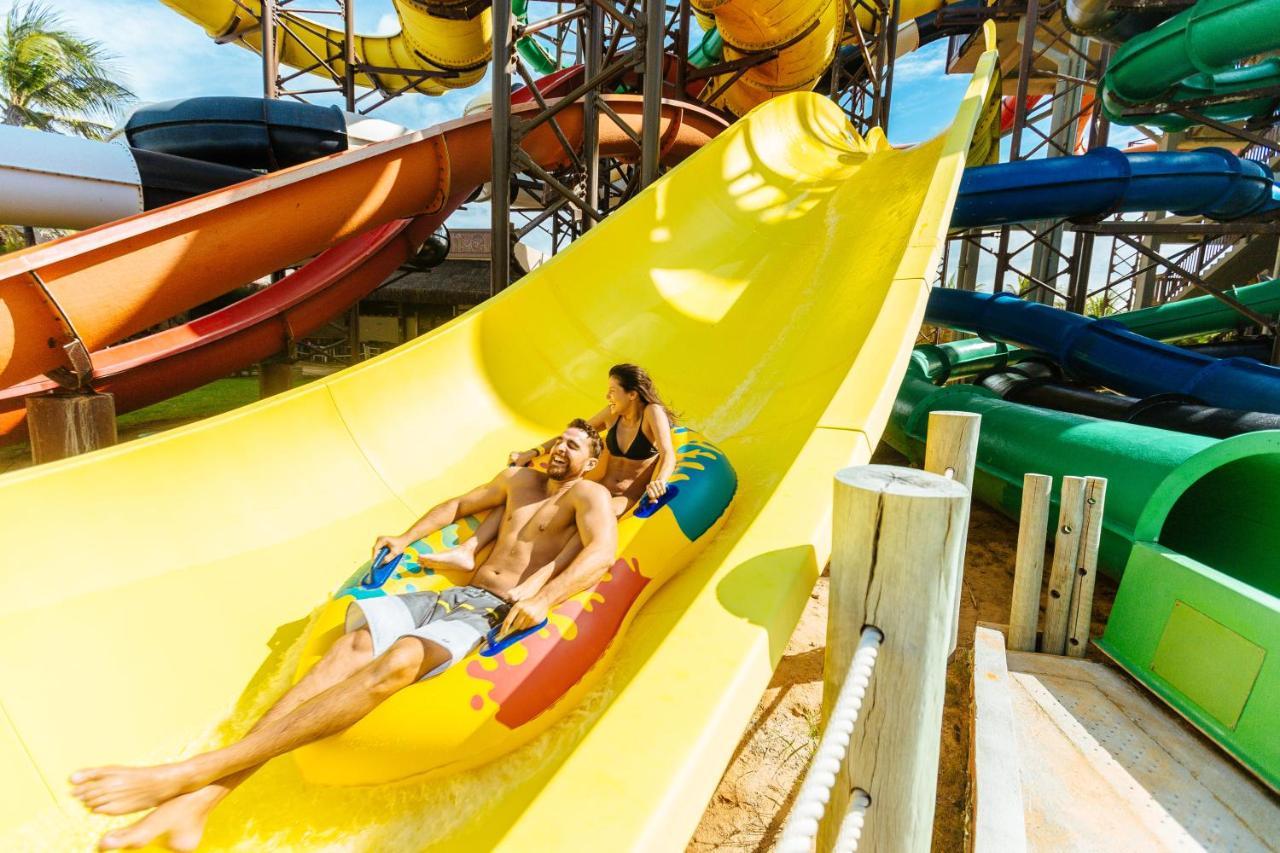 Beach Park Resort - Suites Акирас Экстерьер фото