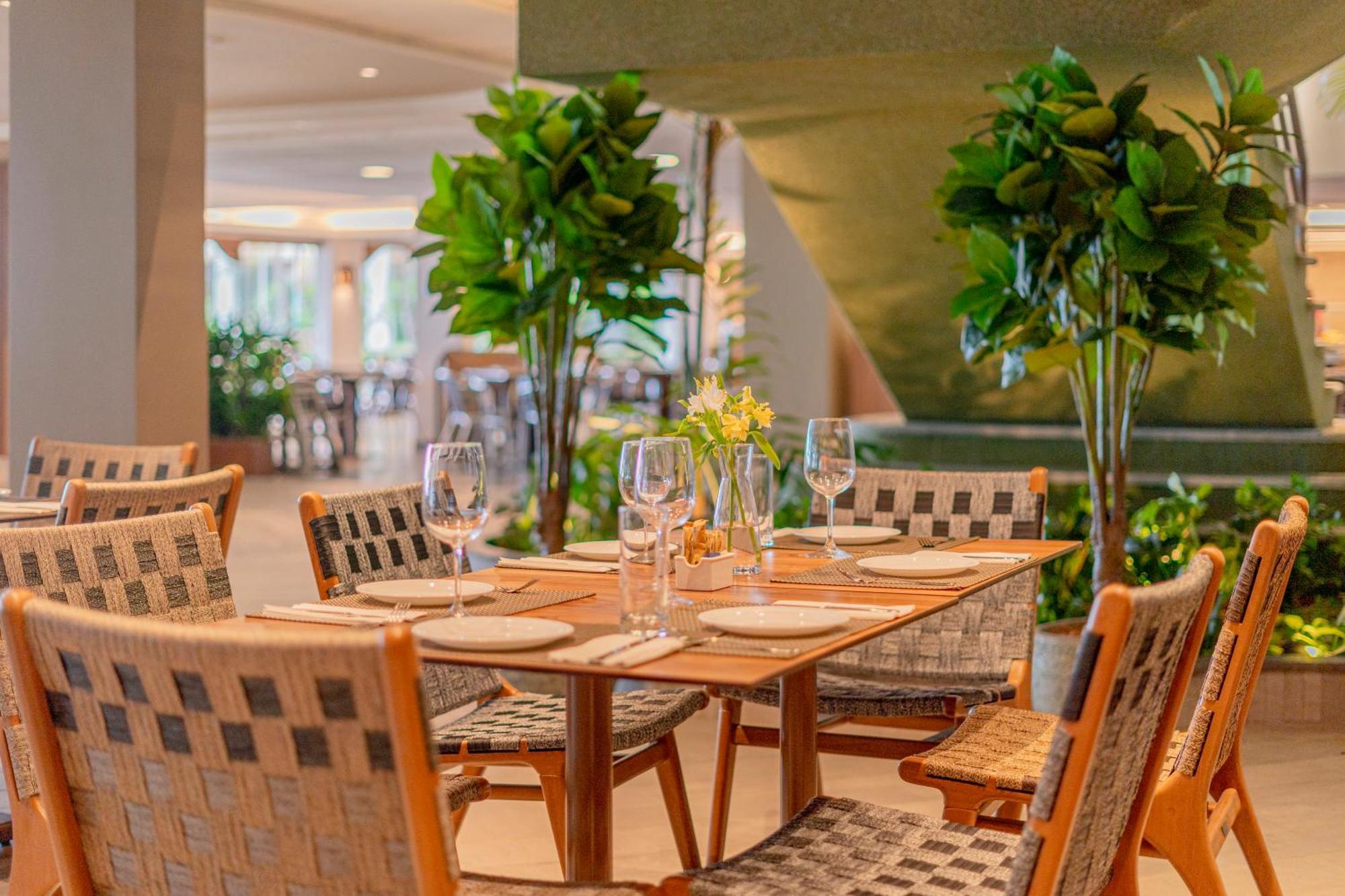 Beach Park Resort - Suites Акирас Экстерьер фото