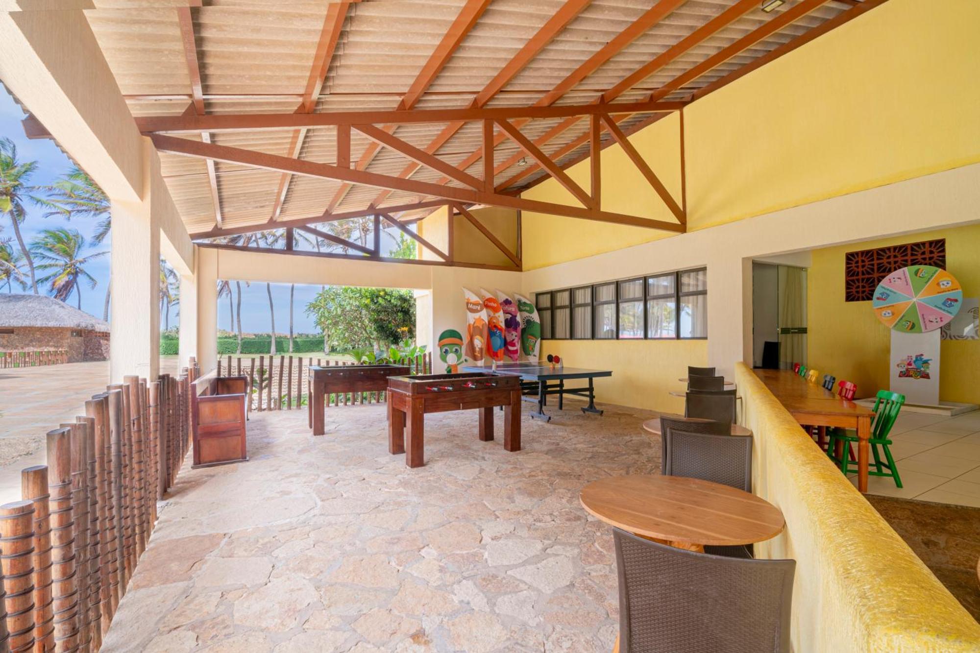 Beach Park Resort - Suites Акирас Экстерьер фото