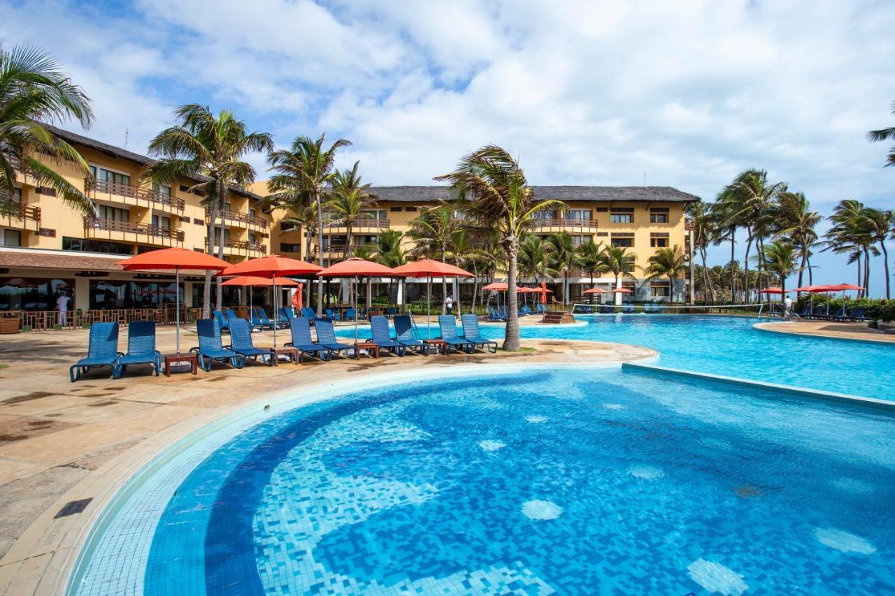 Beach Park Resort - Suites Акирас Экстерьер фото
